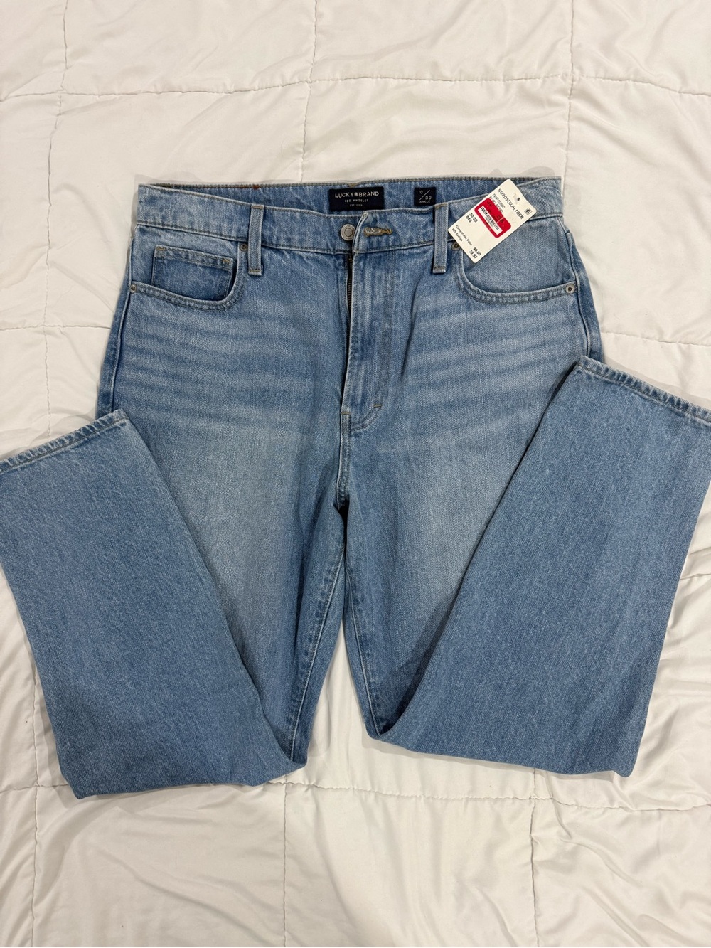 Lucky Brand Woman’s Light Blue Straight-Leg Jeans